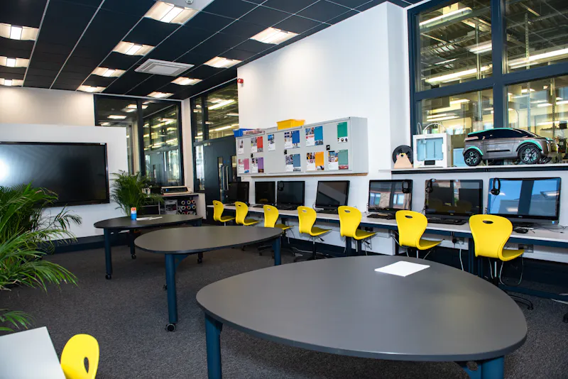 Public School Peterborough, J229 (photo 27)