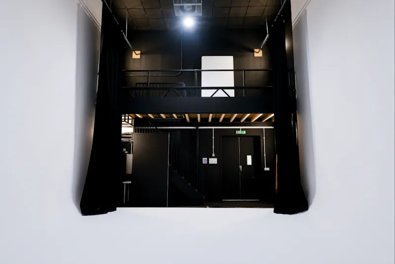 Mezzanine at Spacious Greenwich Studio, N558 (photo 3)