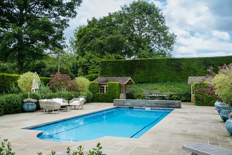 Swimming pool - outdoor at Luxe West Berkshire stately, A1547 (photo 34)