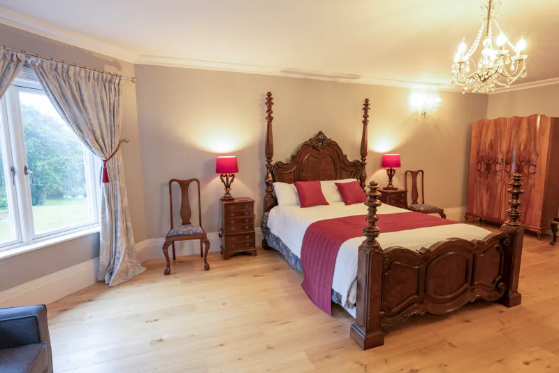 West Sussex Country Mansion, B2059 (photo 18)