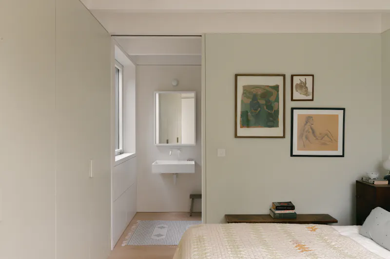 Bedroom at Cool minimal East Dulwich mews , K505 (photo 36)