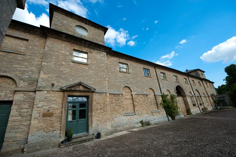 Chateau style house Northampton, A1379 (photo 31)