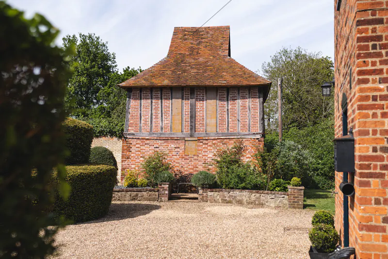 Grade 1 Listed Manor House, G322 (photo 45)