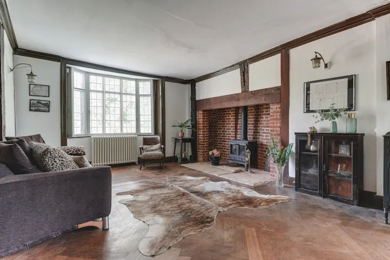 Grade 1 Listed Manor House, G322 (photo 4)