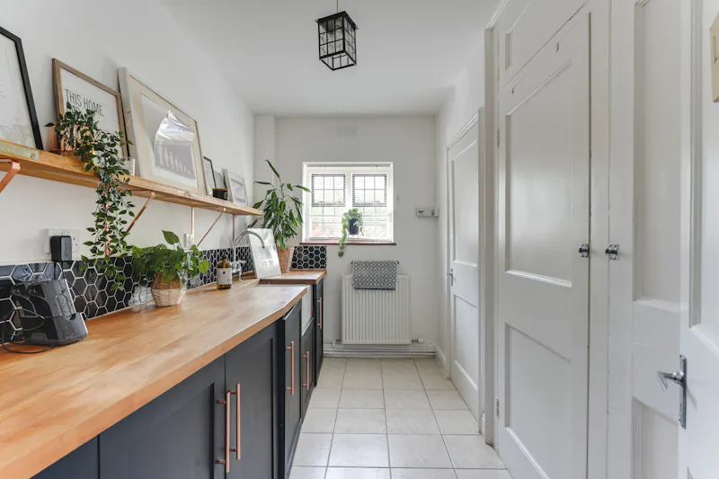 Floor - tiled at Grade 1 Listed Manor House, G322 (photo 16)
