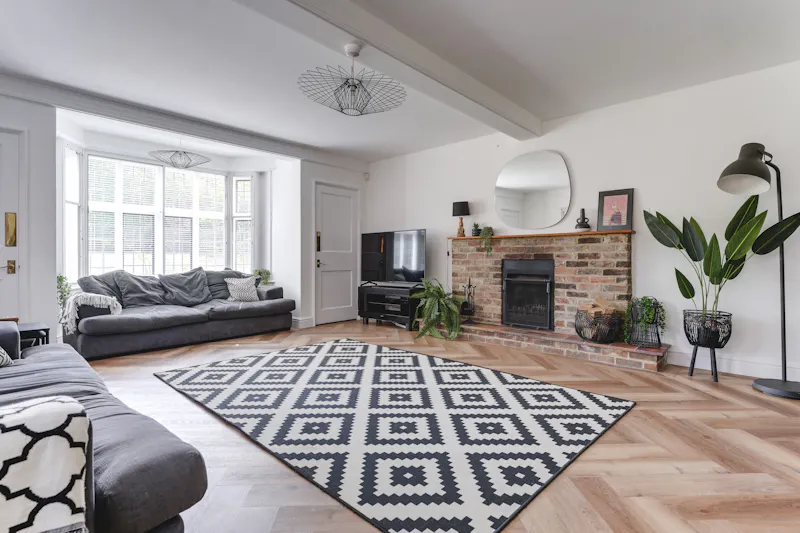 Exposed brick at Grade 1 Listed Manor House, G322 (photo 11)