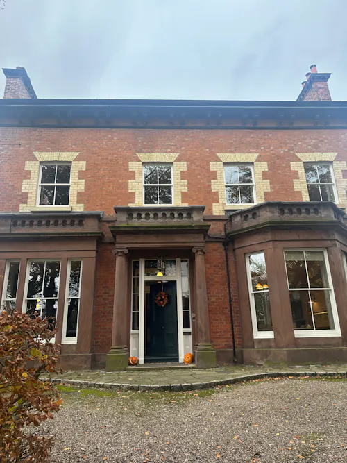 Elegant Merseyside Mansion, B2061