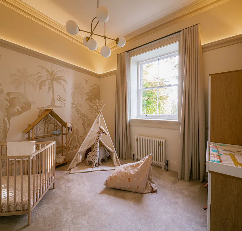 Wallpaper at Elegant Merseyside Mansion, B2061 (photo 29)