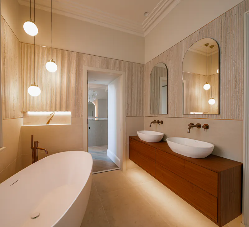 Bathroom at Elegant Merseyside Mansion, B2061 (photo 25)