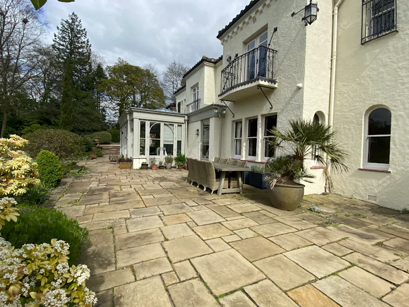 Mill Hill Spanish Villa, D2790 (photo 37)