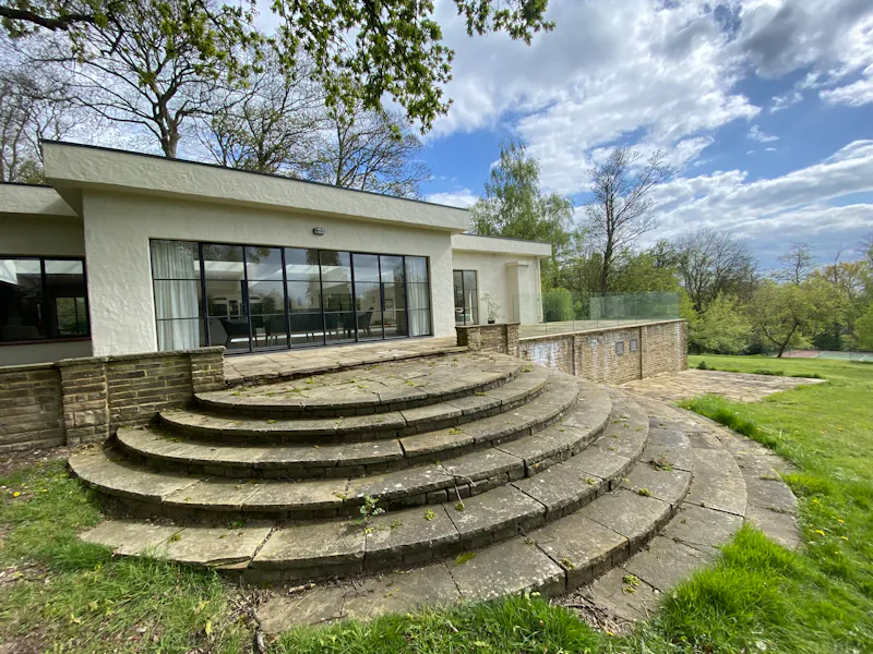 Mill Hill Spanish Villa, D2790 (photo 41)