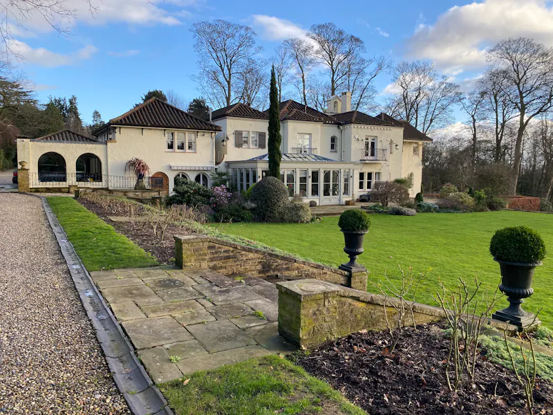 Mill Hill Spanish Villa, D2790 (photo 48)