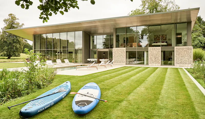 Garden at Impressive Waterside Mansion, D2801 (photo 24)