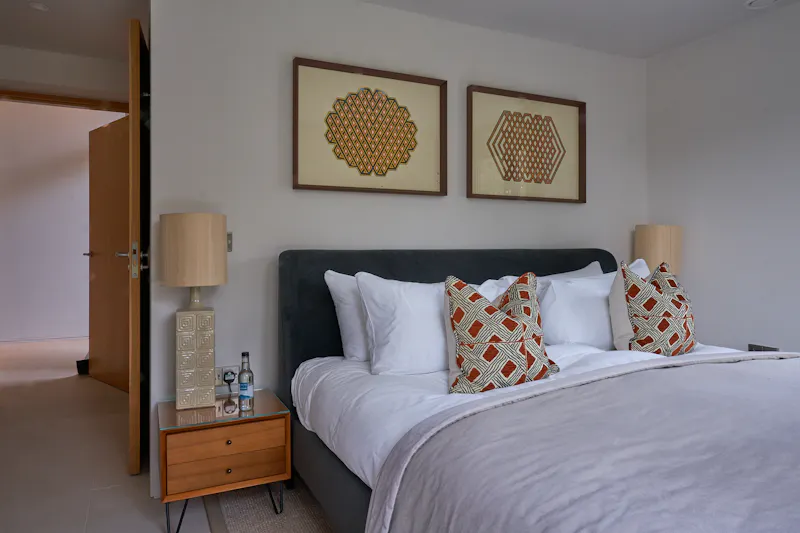 Bedroom at Impressive Waterside Mansion, D2801 (photo 12)