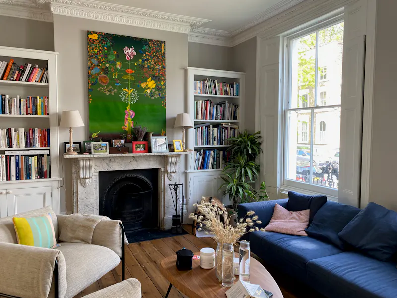 Living Room at De Beauvoir family townhouse, A1646 (photo 3)