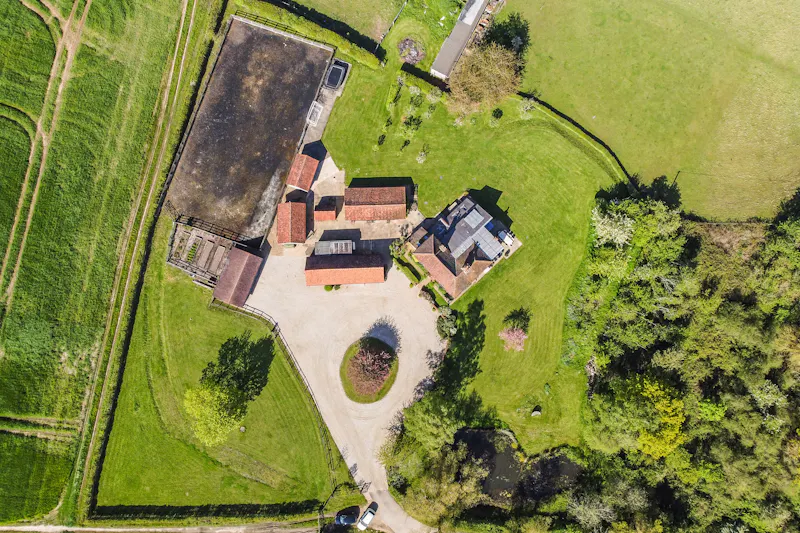 Farm house near St Albans , L721 (photo 46)