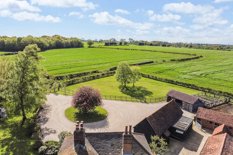 Farm house near St Albans , L721 (photo 43)