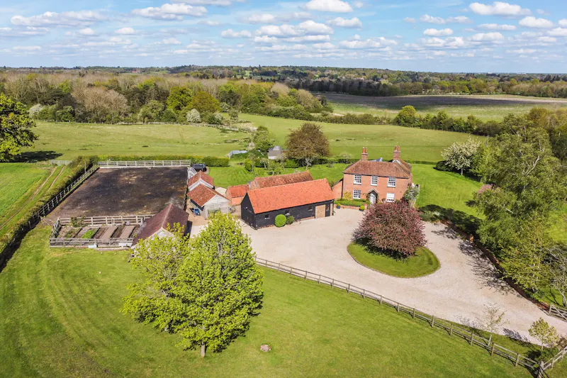 Farm house near St Albans , L721 (photo 45)