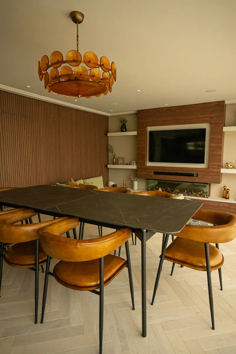 Luxury Mill Hill home, D2804 (photo 14)