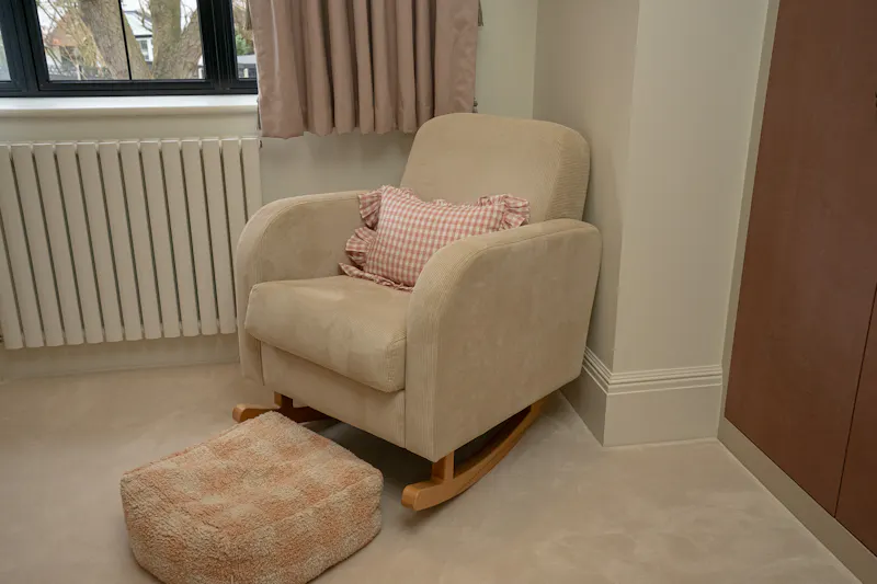 Luxury Mill Hill home, D2804 (photo 50)