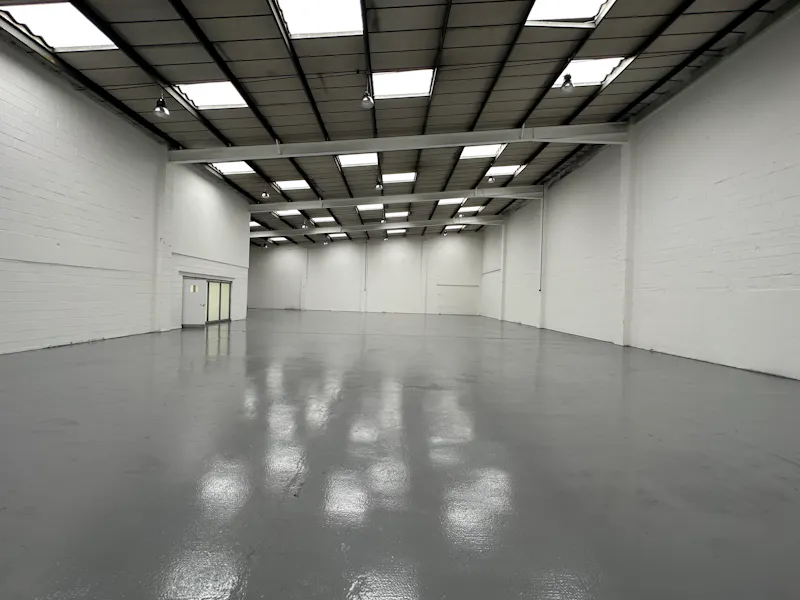 Versatile Brentford Studios, N560 (photo 17)