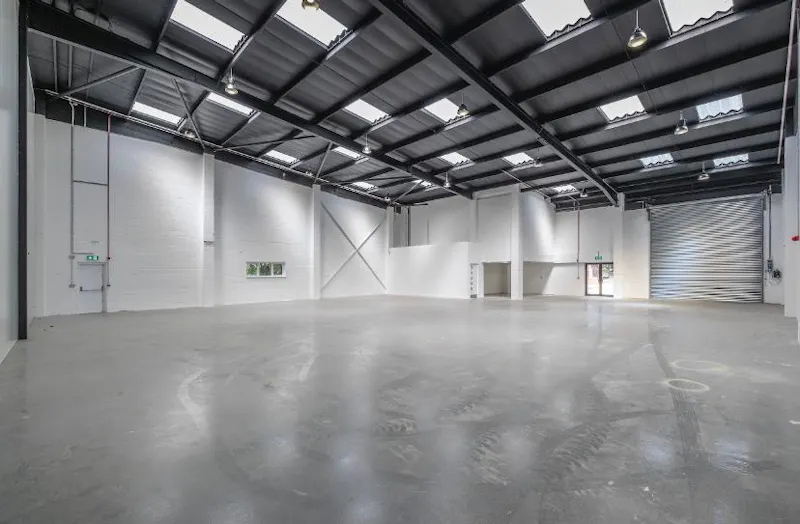 Versatile Brentford Studios, N560 (photo 5)