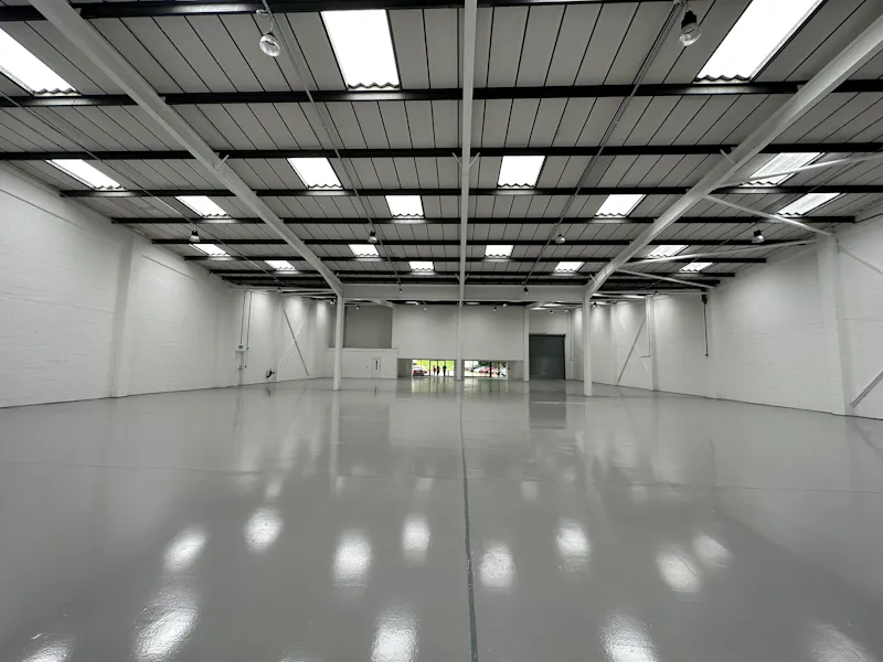 Versatile Brentford Studios, N560 (photo 3)