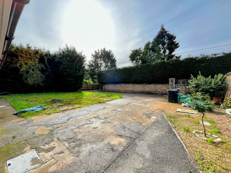 Modern Buckinghamshire Home, D2805 (photo 24)