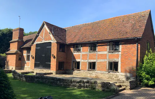 Cosy Warwickshire Barn House, L762