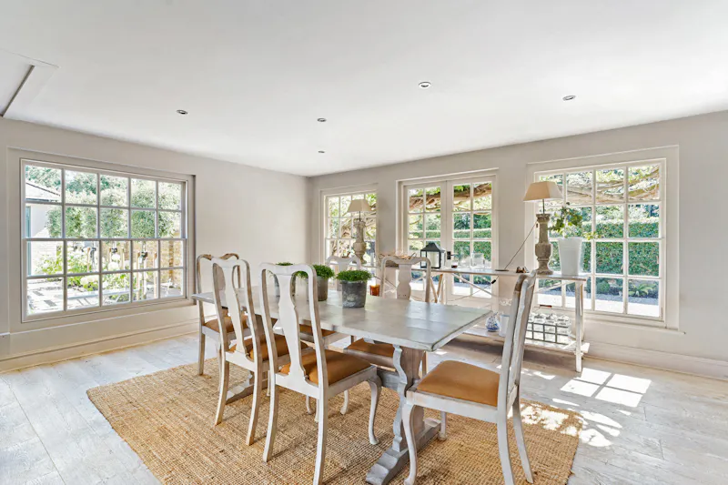 Dining room at Grand Country House Bayford, A1717 (photo 6)