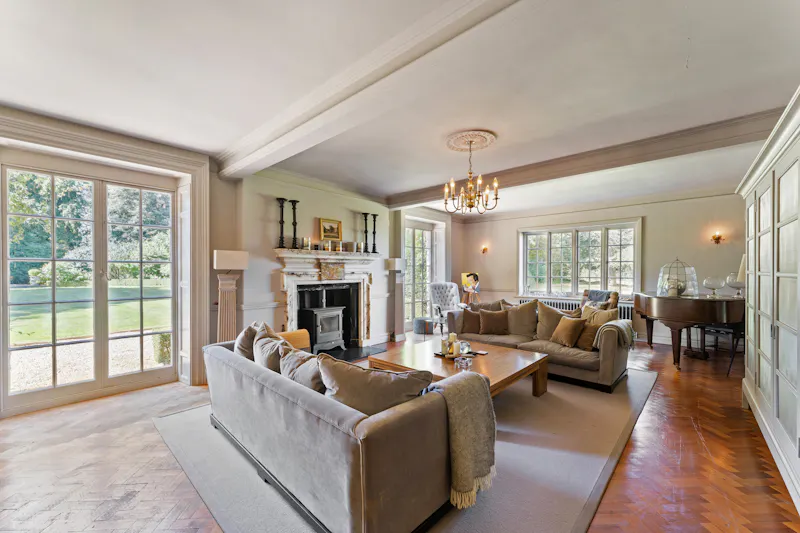 Living Room at Grand Country House Bayford, A1717 (photo 5)
