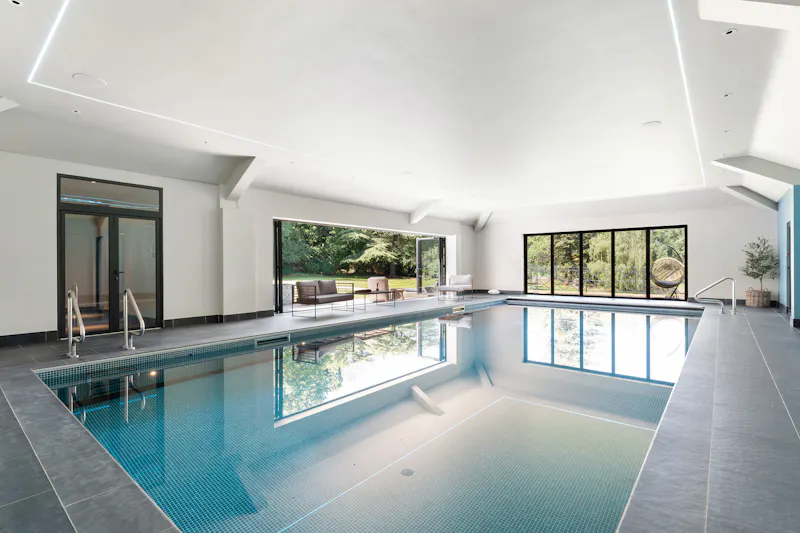Swimming pool - indoor at Grand Country House Bayford, A1717 (photo 8)
