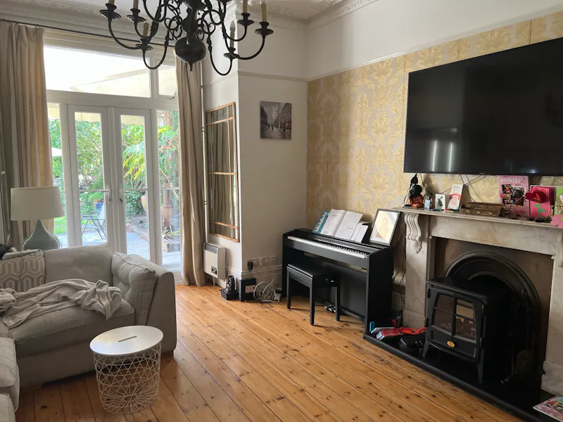 Floor - wooden at Adventurous Croydon Home , B2063 (photo 5)