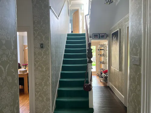 Adventurous Croydon Home , B2063