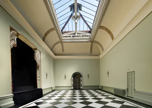 Ornate Hampton Court mansion, A859