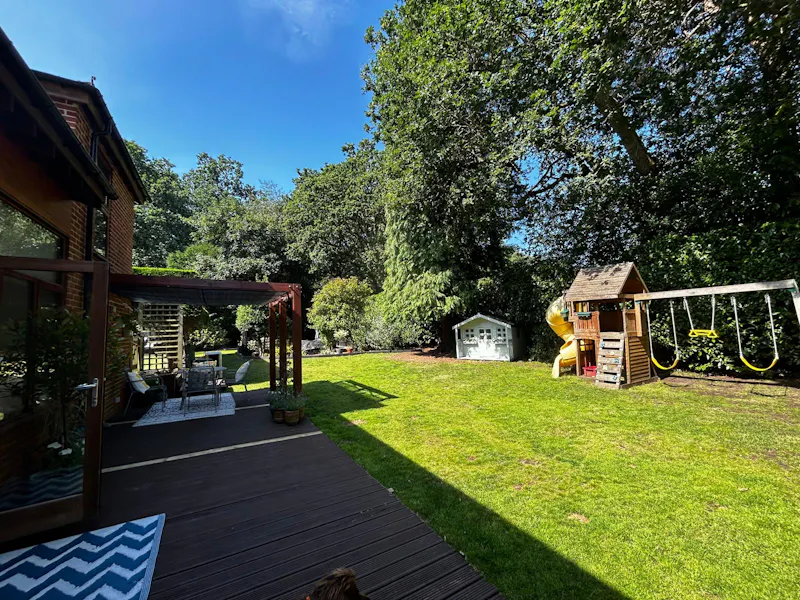 Charming Surrey Cottage, B2065 (photo 14)