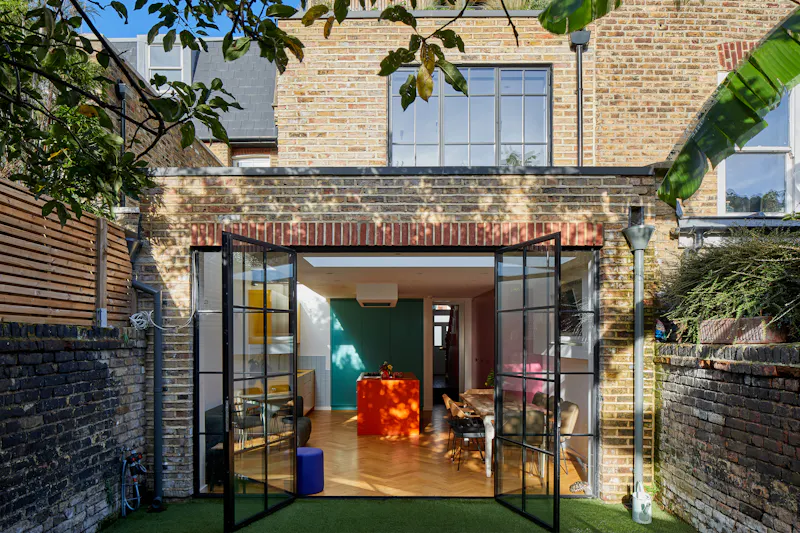 Terrace/Patio at Classy Putney Townhouse, B2067 (photo 18)