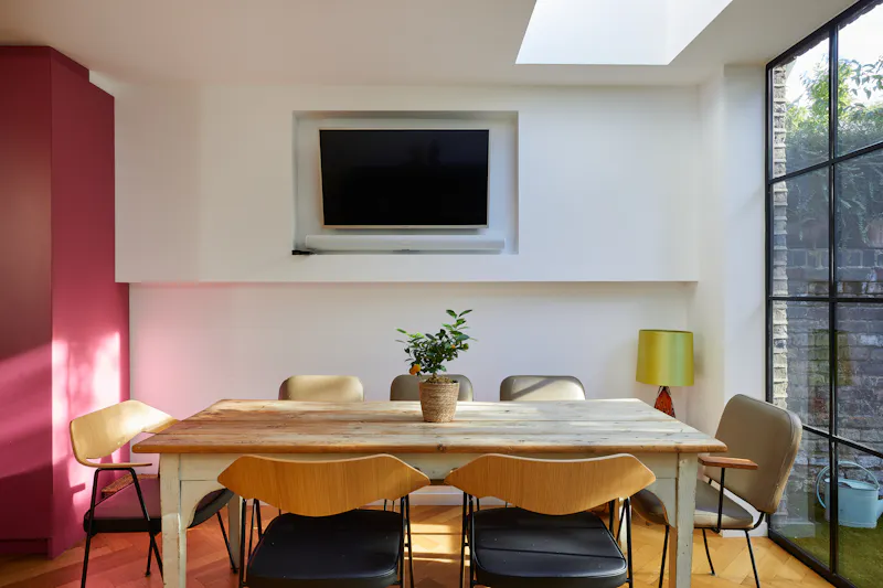 Dining room at Classy Putney Townhouse, B2067 (photo 9)