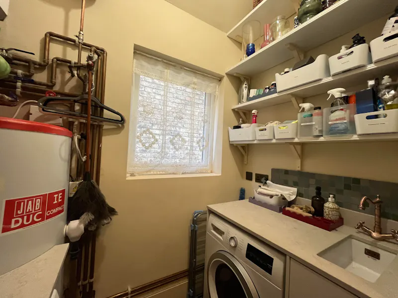Utility room at Inviting Wood Green Terrace, B2068 (photo 34)
