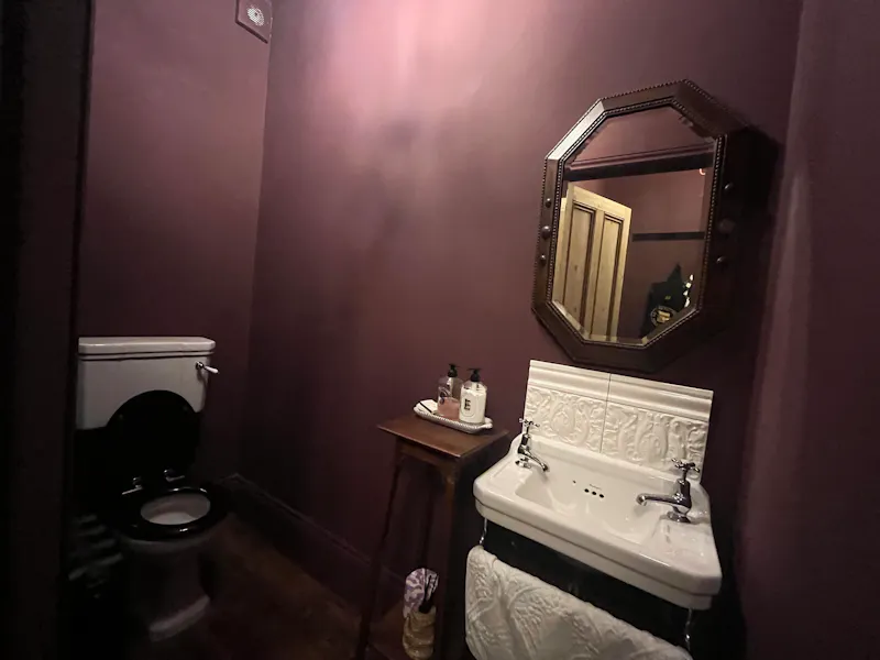 Bathroom at Inviting Wood Green Terrace, B2068 (photo 32)