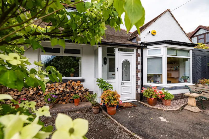 Suburban Lichfield Home, D2807 (photo 28)