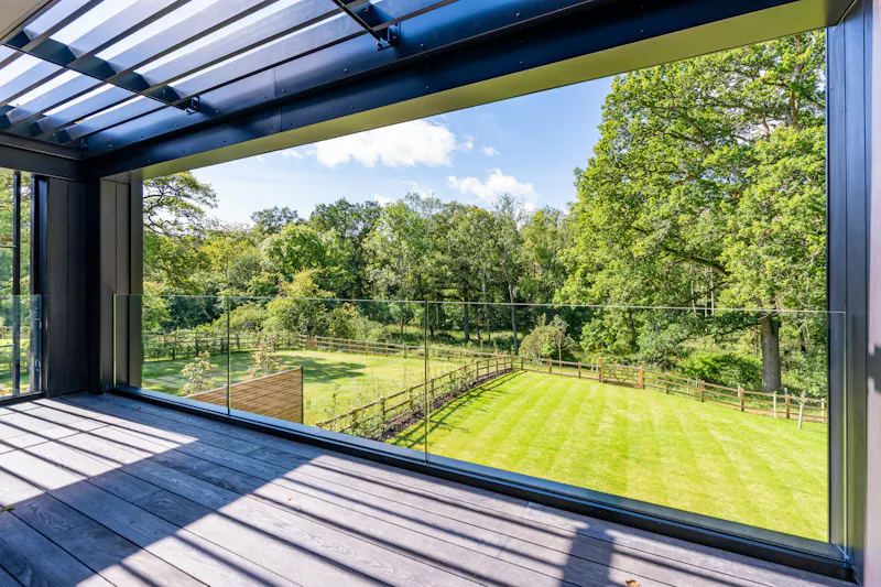 Balcony at Oxfordshire Modern Mansion, D2808 (photo 40)