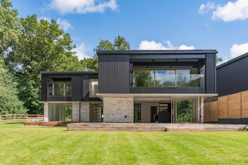 Terrace/Patio at Oxfordshire Modern Mansion, D2808 (photo 45)