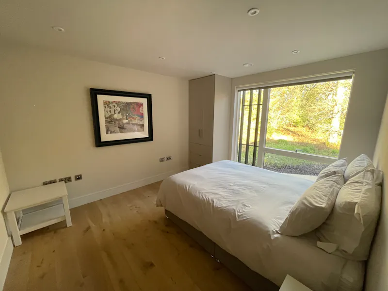 Floor - wooden at Oxfordshire Modern Mansion, D2808 (photo 35)