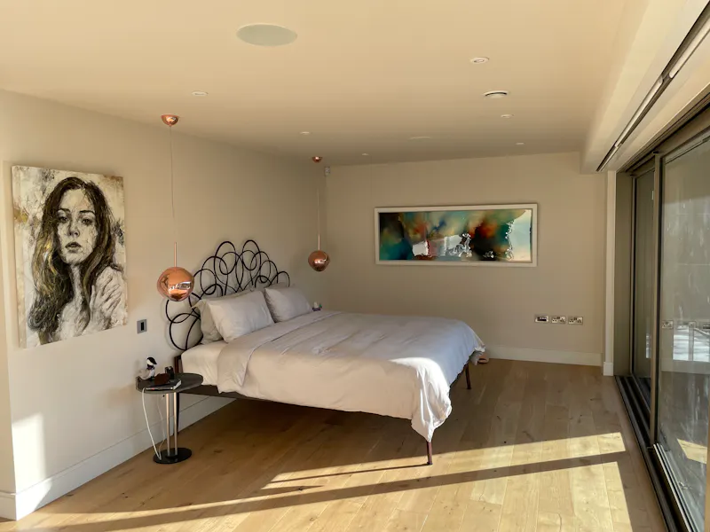 Bedroom - main at Oxfordshire Modern Mansion, D2808 (photo 21)