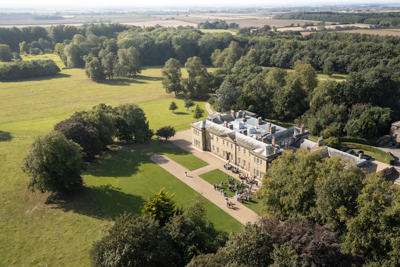 Impeccable Yorkshire Manor, A1648 (photo 27)