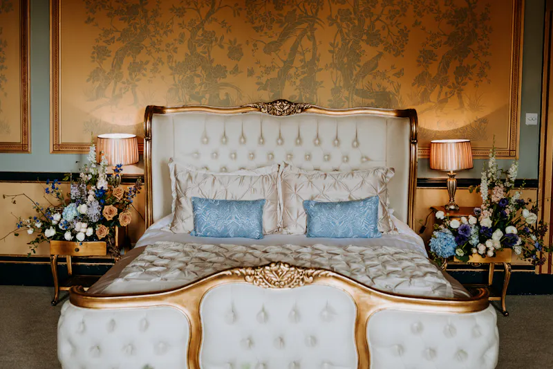 Impeccable Yorkshire Manor, A1648 (photo 15)