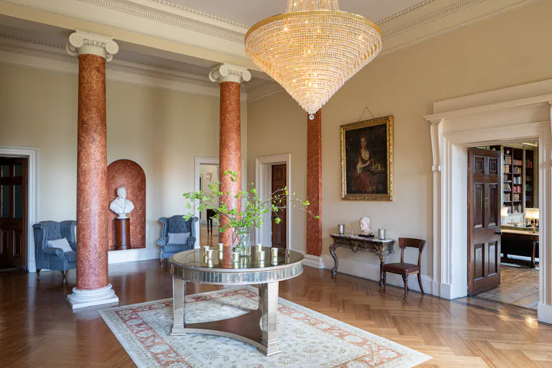Drawing room at Impeccable Yorkshire Manor, A1648 (photo 5)