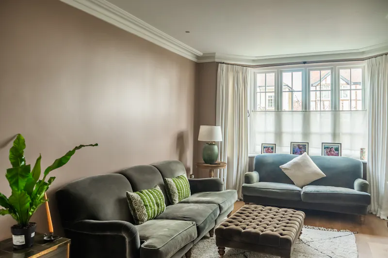 Mid-century Elegance in Barnes, E539 (photo 6)