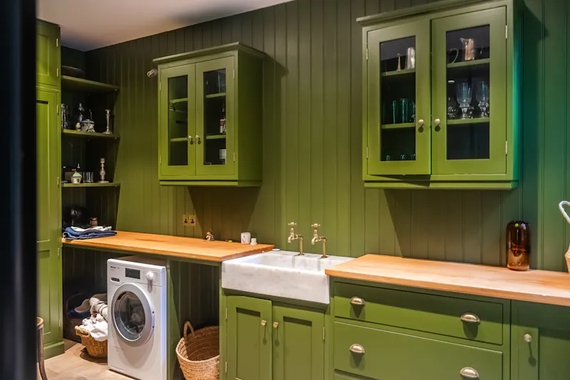 Utility room at Mid-century Elegance in Barnes, E539 (photo 30)